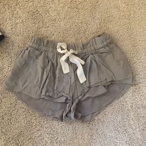 Aritzia Wilfred shorts